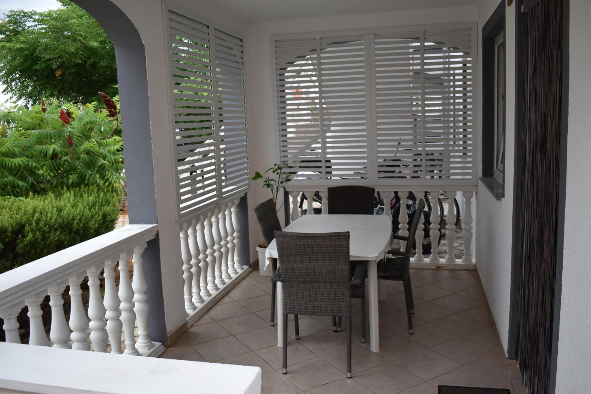 Apartmani Cvangic วีร์ ภายนอก รูปภาพ
